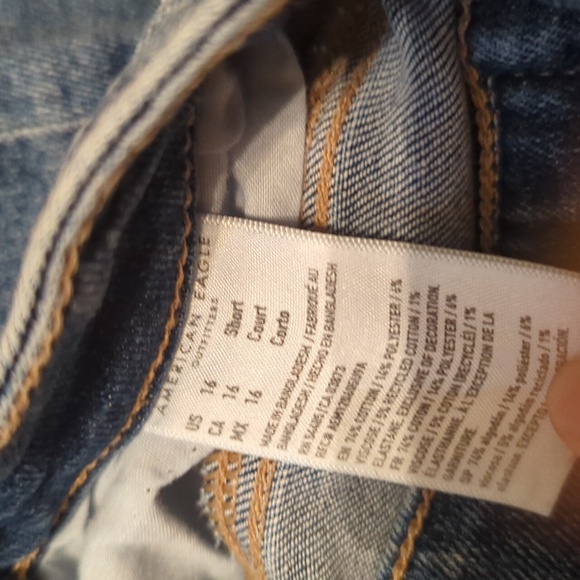 Jeans - Picture 3 of 3